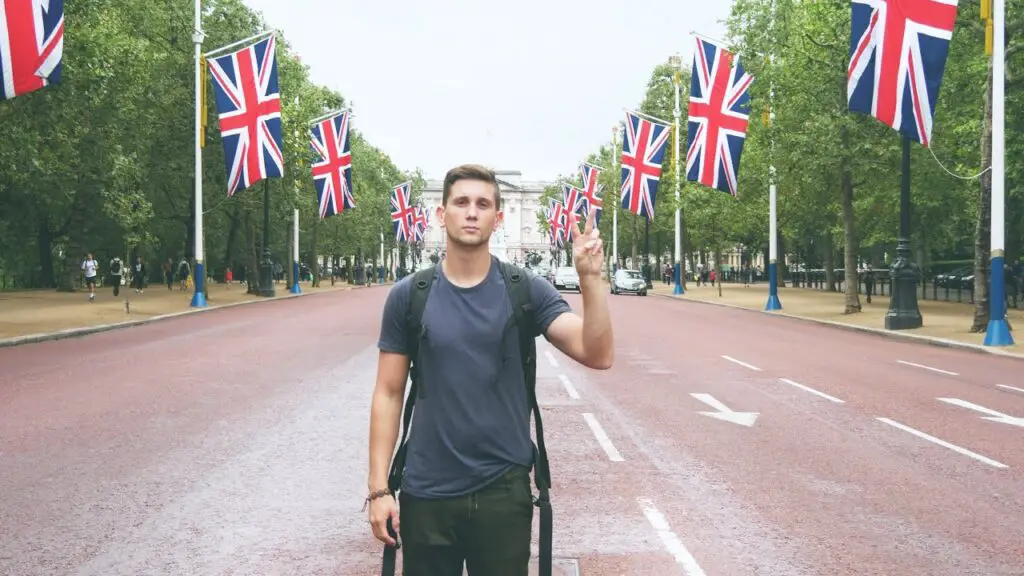 LOST IN LONDON 🇬🇧